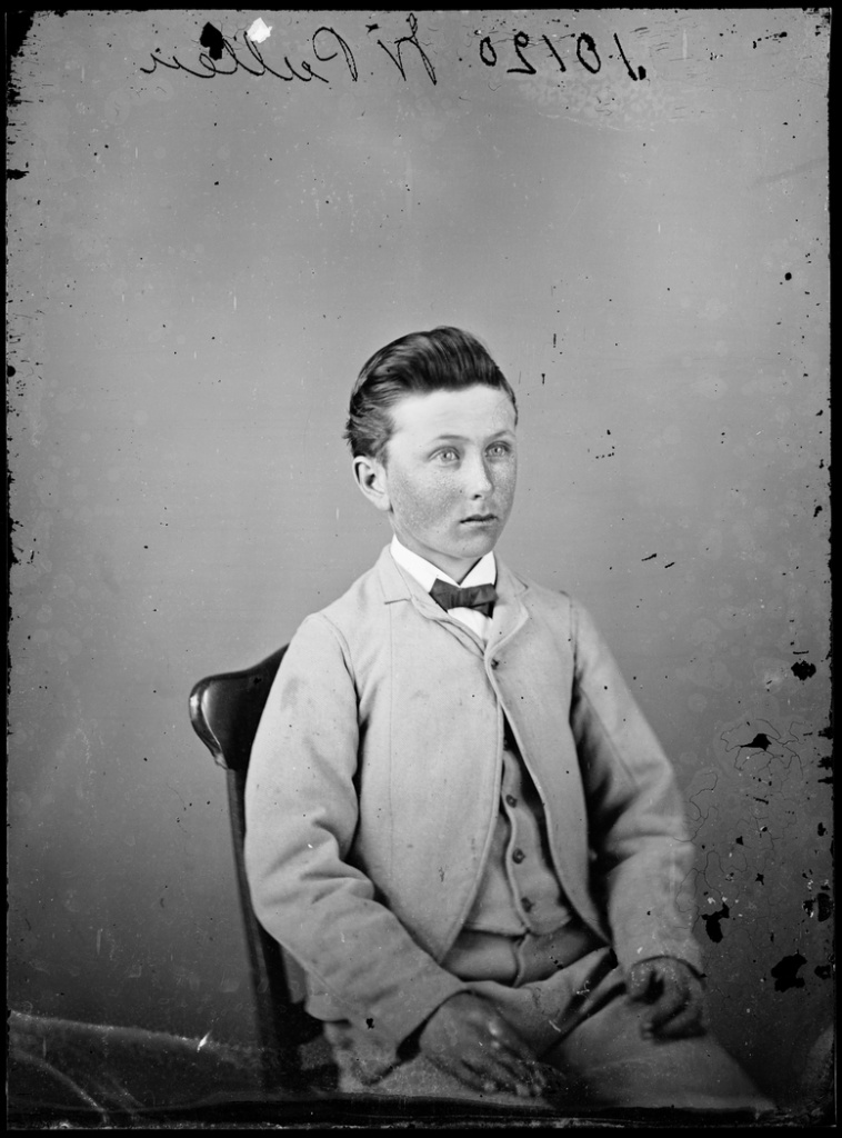 a2823408 - Master William Pullen