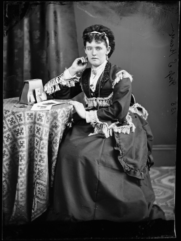 a2823260 - Miss Sarah Kearnes
