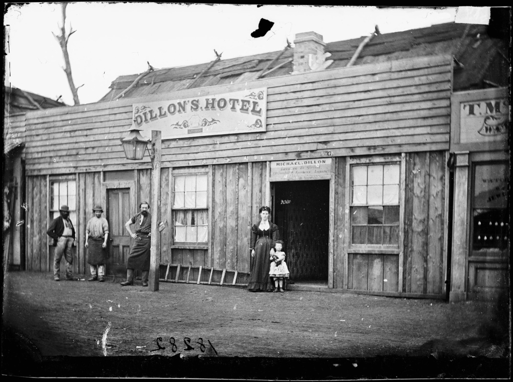 a2822216 - Dillon's Hotel, Gulgong